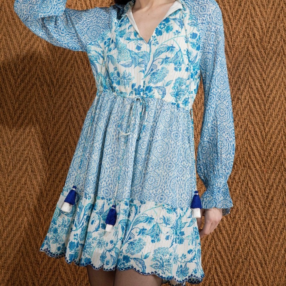 EUC Hemant & Nandita Kaiyo Metallic Blue/White Floral Chiffon Mini Dress